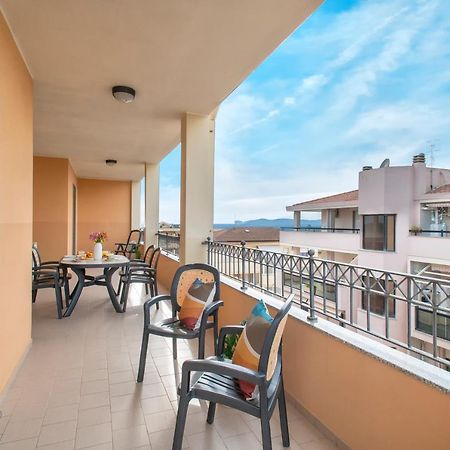 Le Terrazze Apartments Альгеро Екстер'єр фото