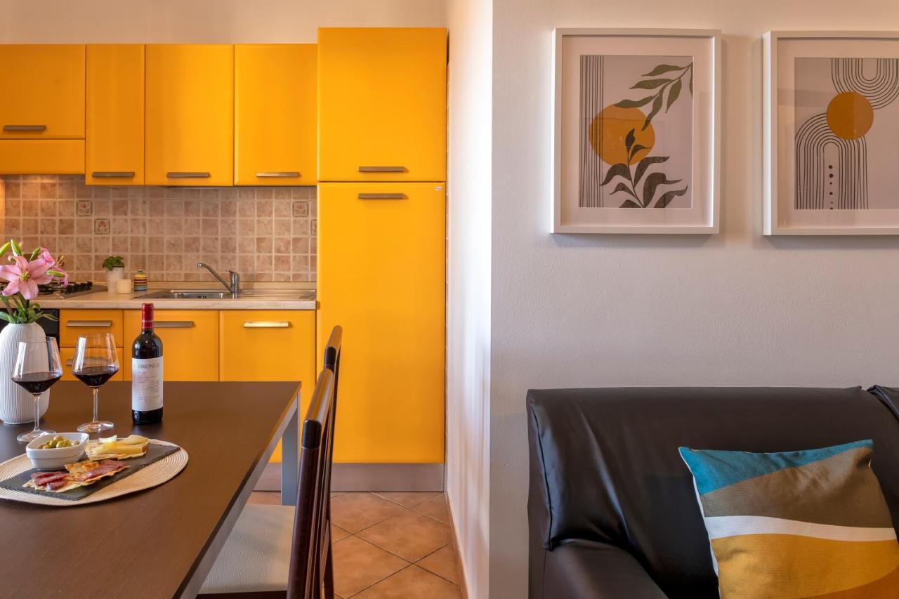 Le Terrazze Apartments Альгеро Екстер'єр фото