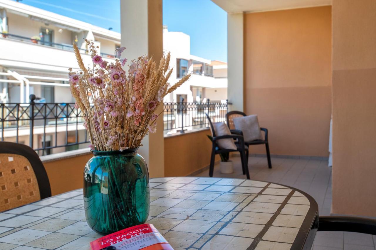 Le Terrazze Apartments Альгеро Екстер'єр фото