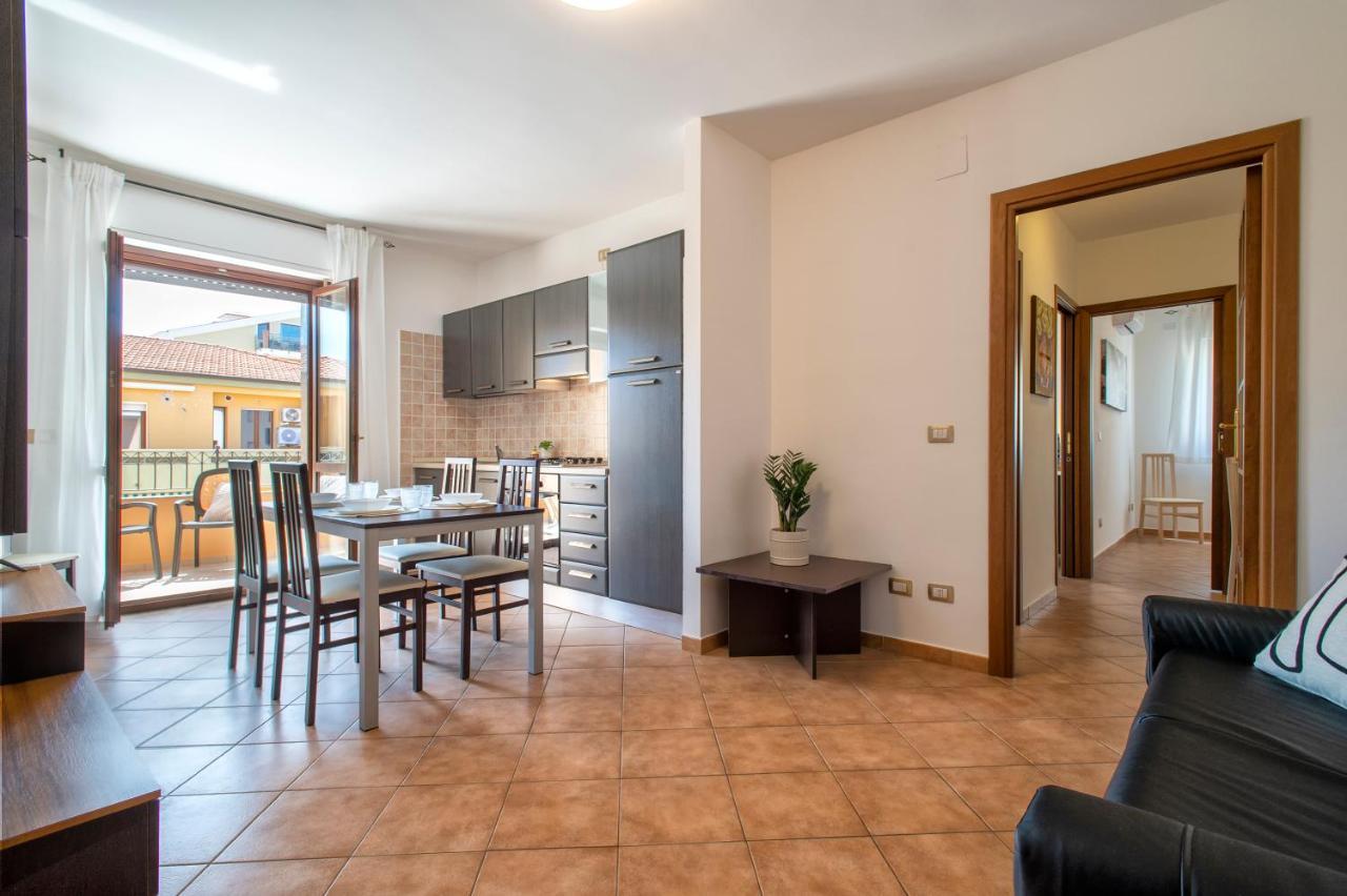 Le Terrazze Apartments Альгеро Екстер'єр фото