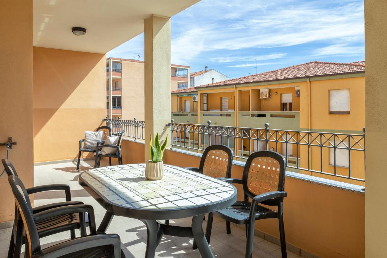 Le Terrazze Apartments Альгеро Екстер'єр фото