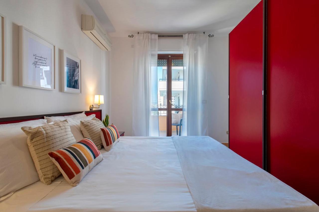 Le Terrazze Apartments Альгеро Екстер'єр фото