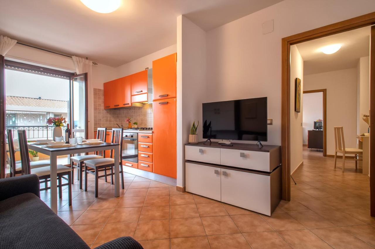 Le Terrazze Apartments Альгеро Екстер'єр фото