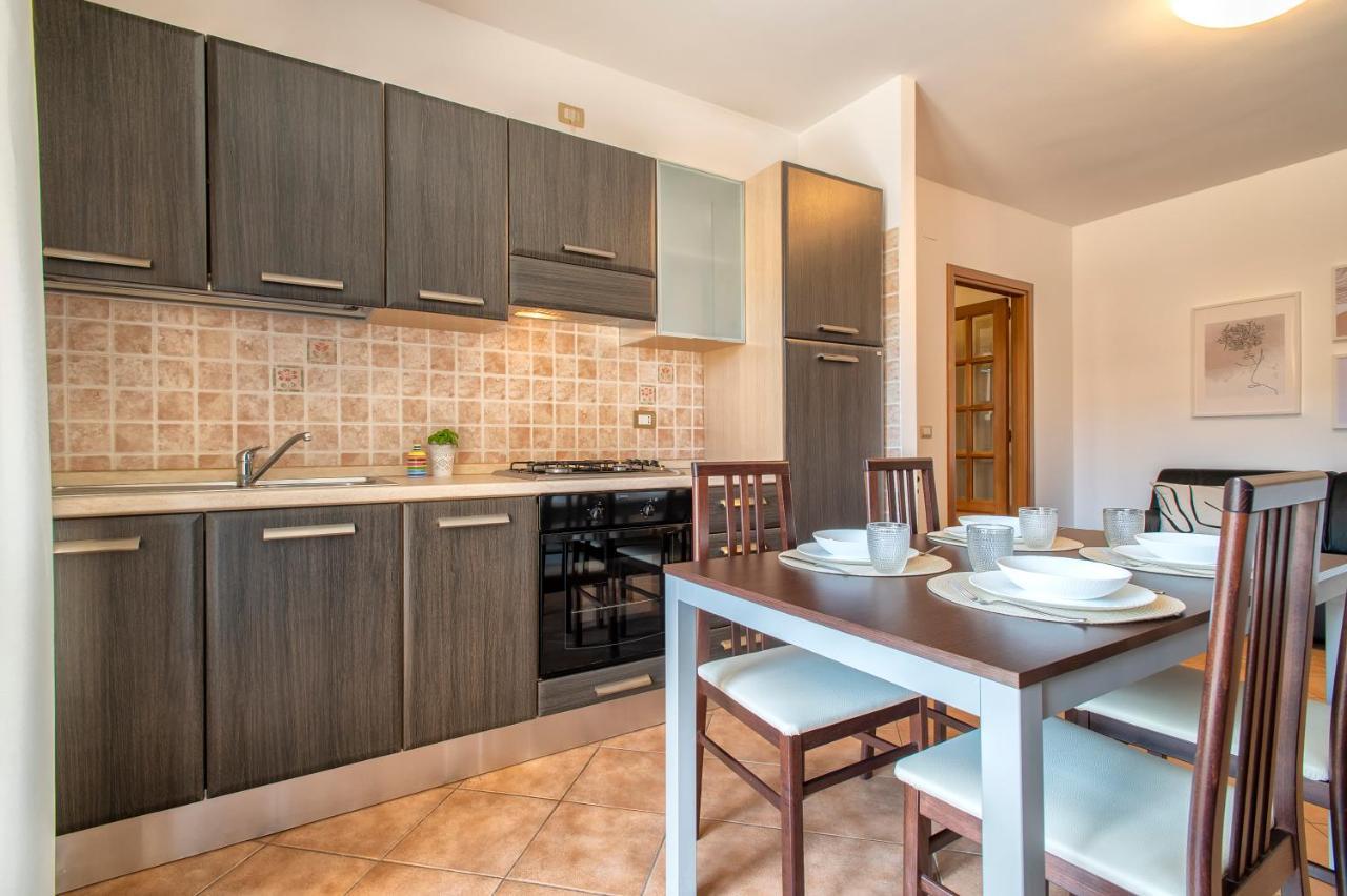Le Terrazze Apartments Альгеро Екстер'єр фото