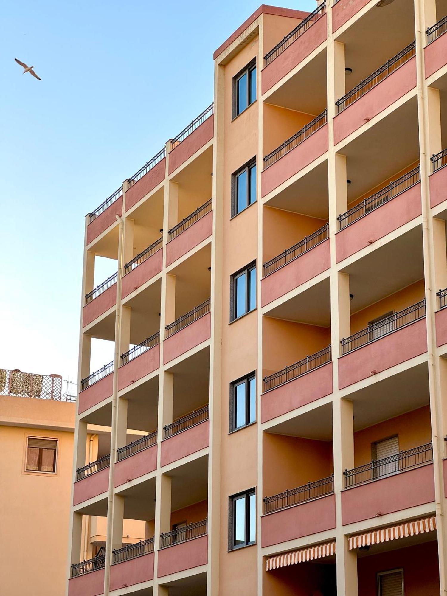 Le Terrazze Apartments Альгеро Екстер'єр фото